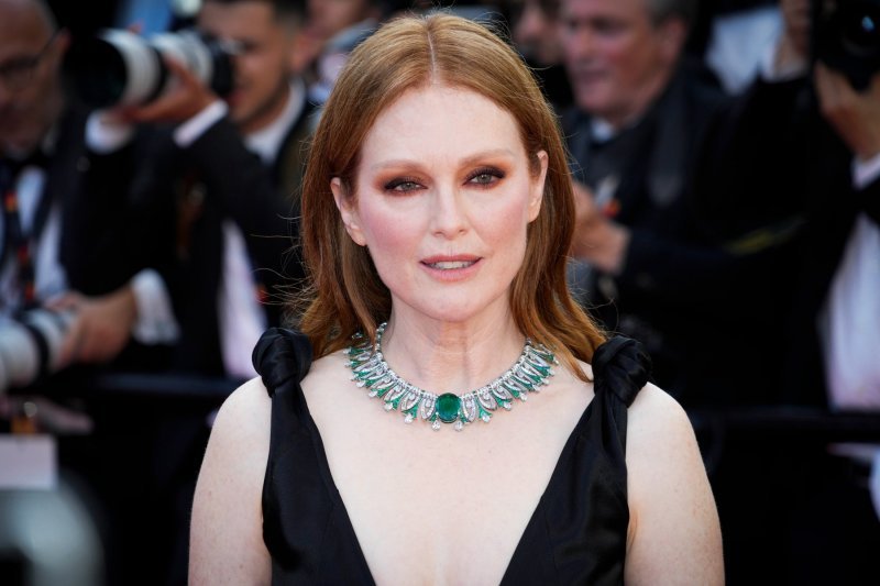 Julianne Moore s nakitom Bulgari