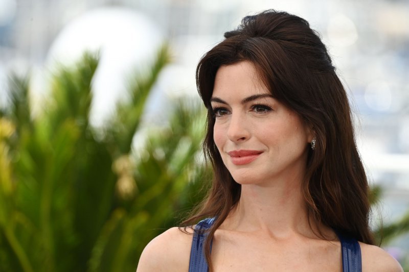 Anne Hathaway