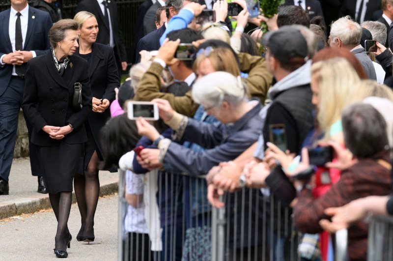 Princeza Anne, Zara Tindall, Peter Phillips