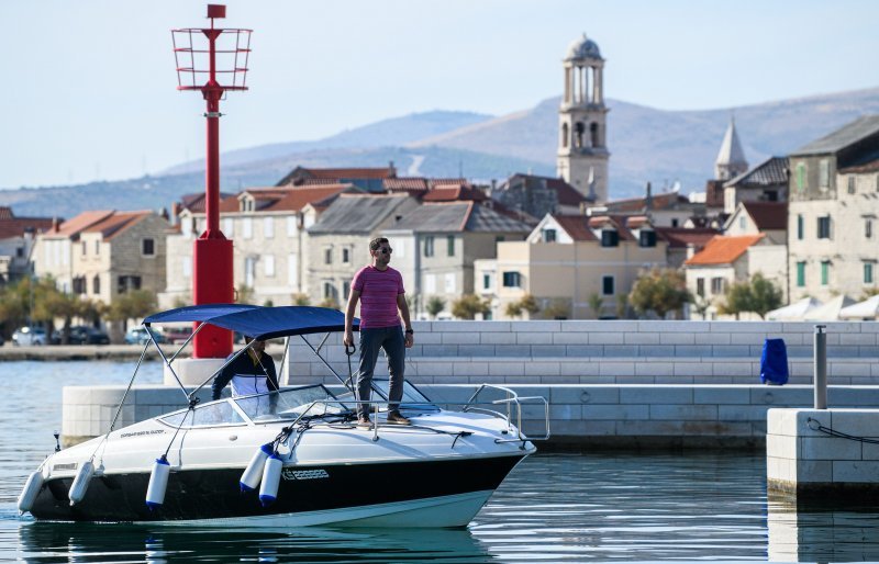 Kaštelani i Kaštelanke uživali u babljem ljetu