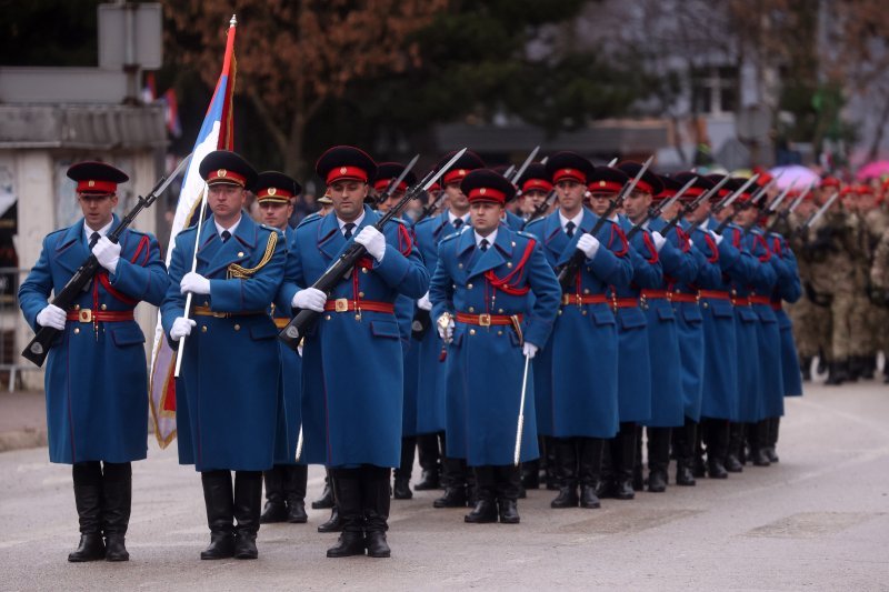 Defile povodom neustavnog Dana Republike Srpske