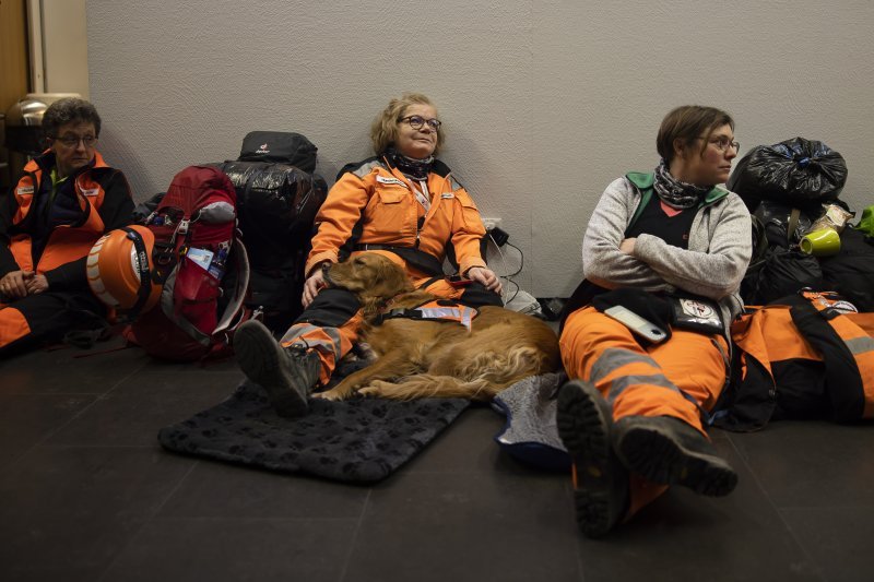 Spasilačke službe putuju prema Turskoj