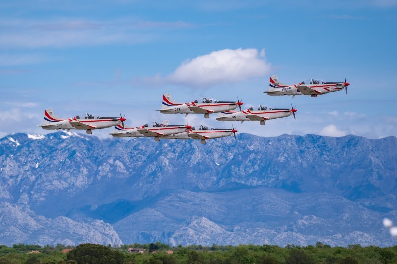 “Krila Oluje” i “Red Arrows”