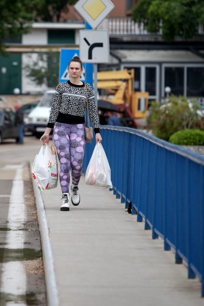 Razina poplave u Obrovcu za trećinu manja nego jučer