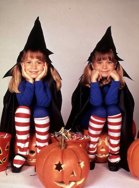 Mary-Kate i Ashley Olsen (1994.)