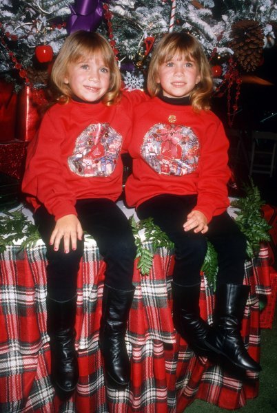 Mary-Kate i Ashley Olsen (1992.)