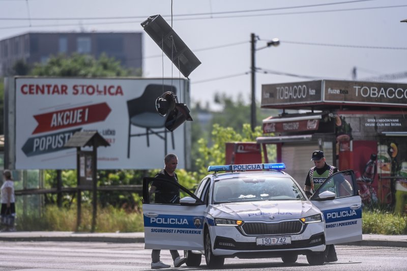 Otkinut semafor na Remetinečkoj cesti