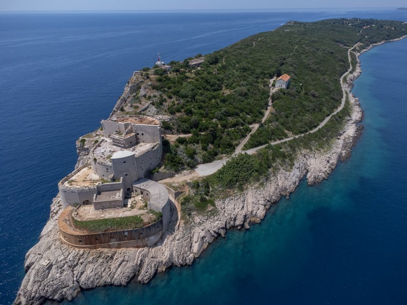 Punta Oštro, poluotok Prevlaka