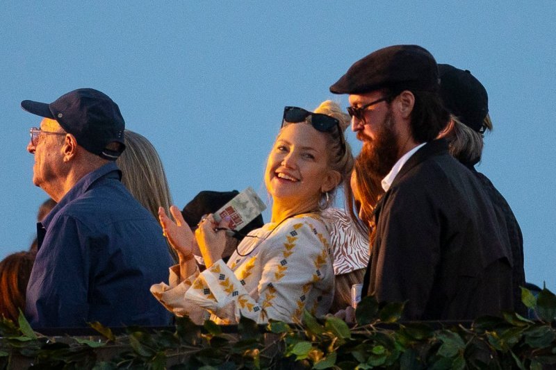 Kate Hudson na koncertu Brucea Springsteena