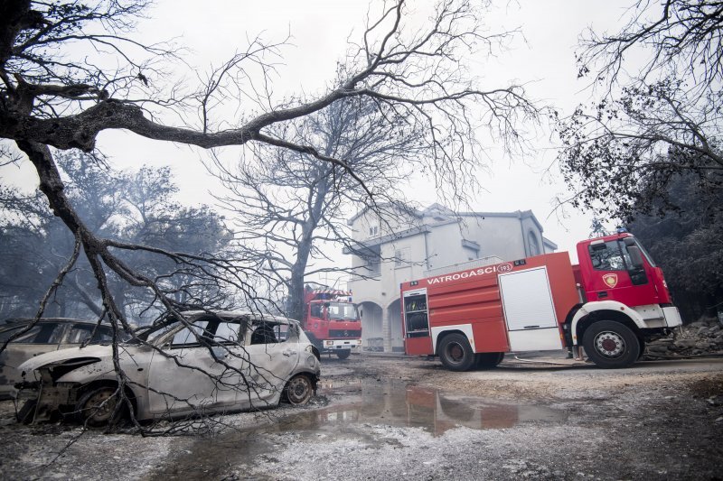 Veliki požar kod Grebaštice