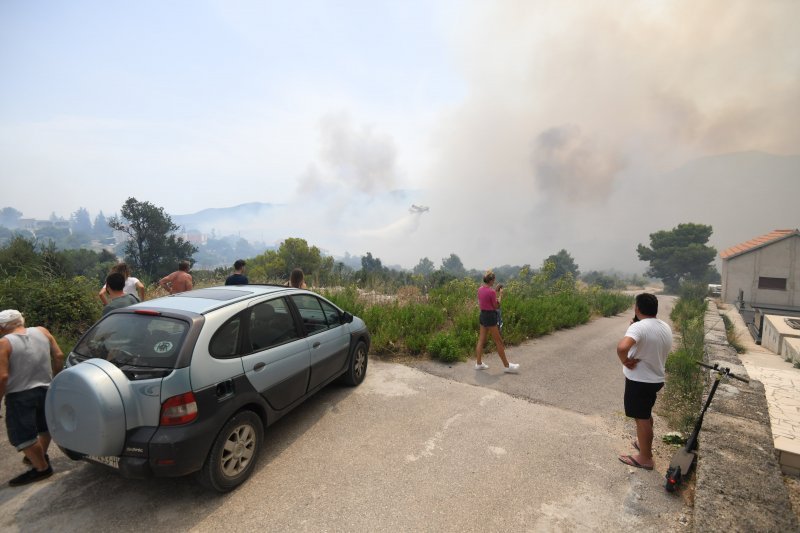 Veliki požar kod Grebaštice