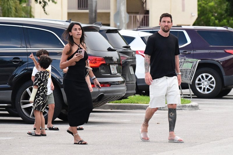 Lionel Messi s obitelji u kupovini u Miamiju