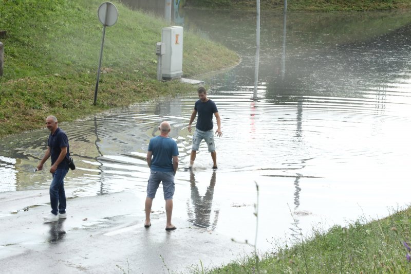 Podvožnjak u Selskoj potpuno je potopljen