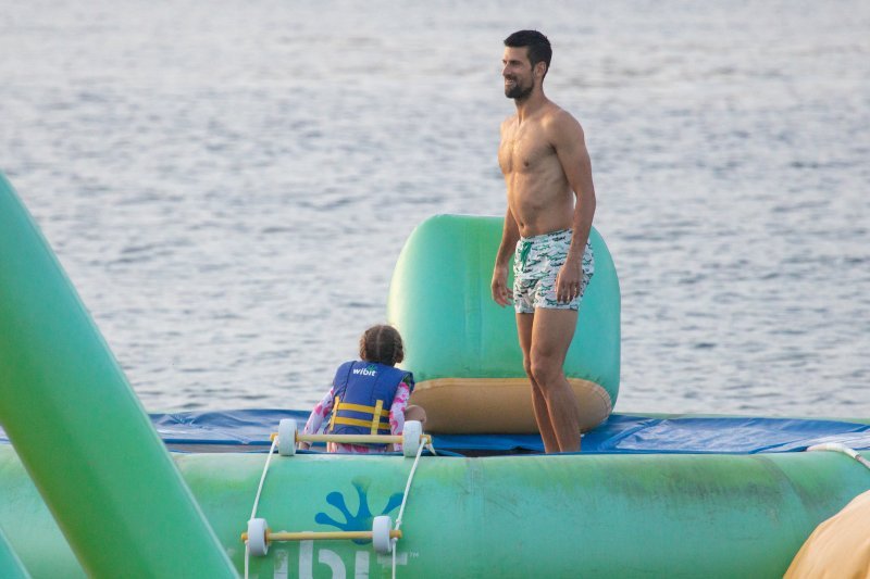 Novak i Jelena Đoković razmjenjivali nježnosti i zabavljali se s djecom u Dubrovniku