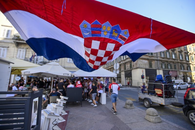 Hrvatski navijači uoči Latvije