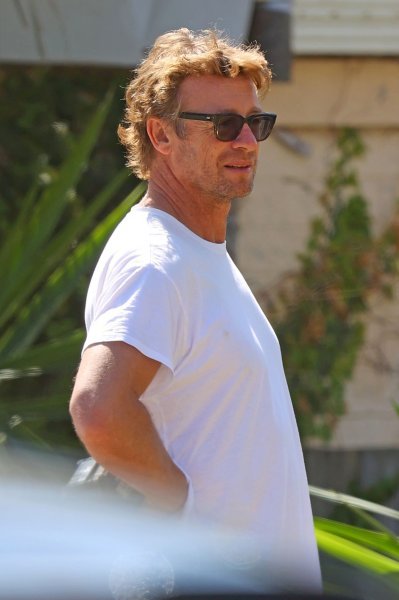 Simon Baker