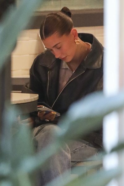 Hailey Bieber