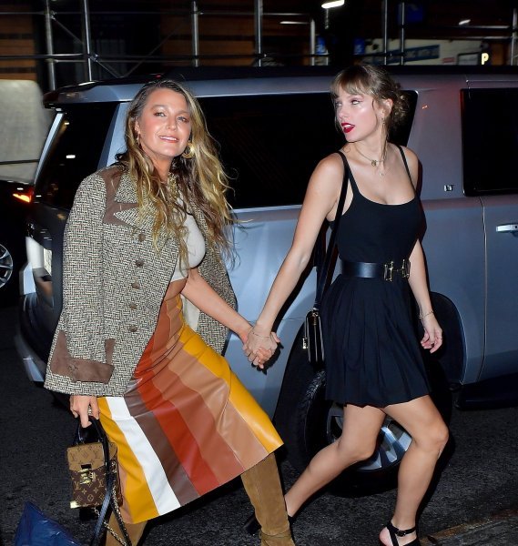 Taylor Swift, Blake Lively i Sophie Turner