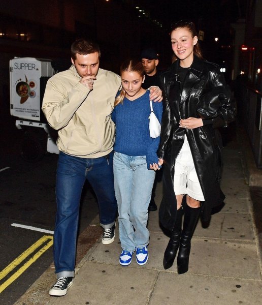 Harper Beckham, Brooklyn Beckham i Nicola Peltz