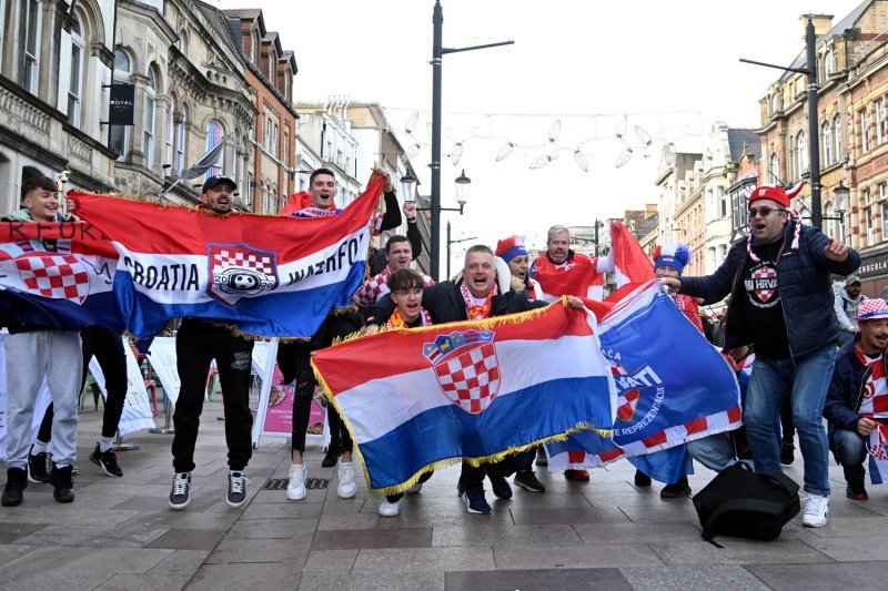 Cardiff, 15.10.2023 - Nogomet: Hrvatski navijači pred utakmicu Wales - Hrvatska