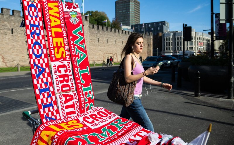 Cardiff, 15.10.2023 - Nogomet: Hrvatski navijači pred utakmicu Wales - Hrvatska