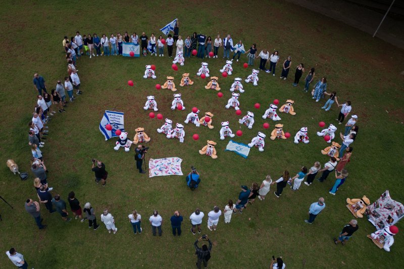 Prosvjed brazilskom gradu Sao Paulu kojim se traži puštanje maloljetnih Izraelaca koje Hamas drži kao Taoce u Pojasu Gaze.