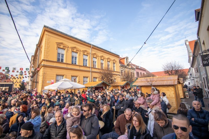 Osijek: Dječji doček Nove 2024. godine u Tvrđi uz Miju Dimšić