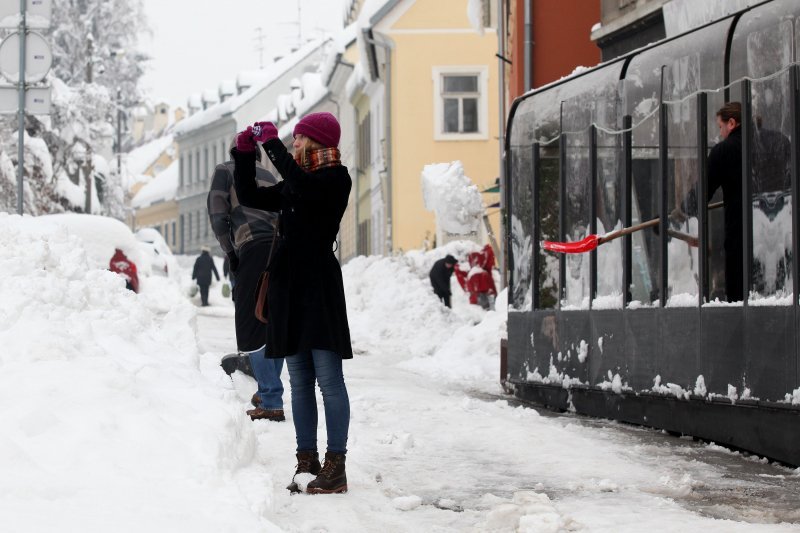 Zagreb je prije 11 godina bio zatrpan snijegom