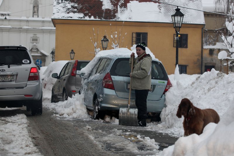 Zagreb je prije 11 godina bio zatrpan snijegom