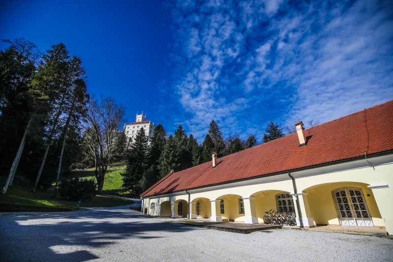 Čišćenje jezera oko Trakošćana od mulja