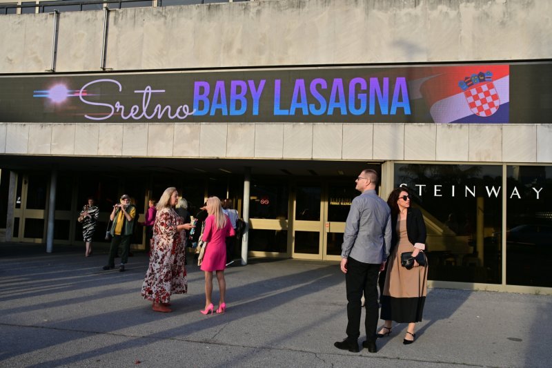 Natpisi podrške Baby Lasagni