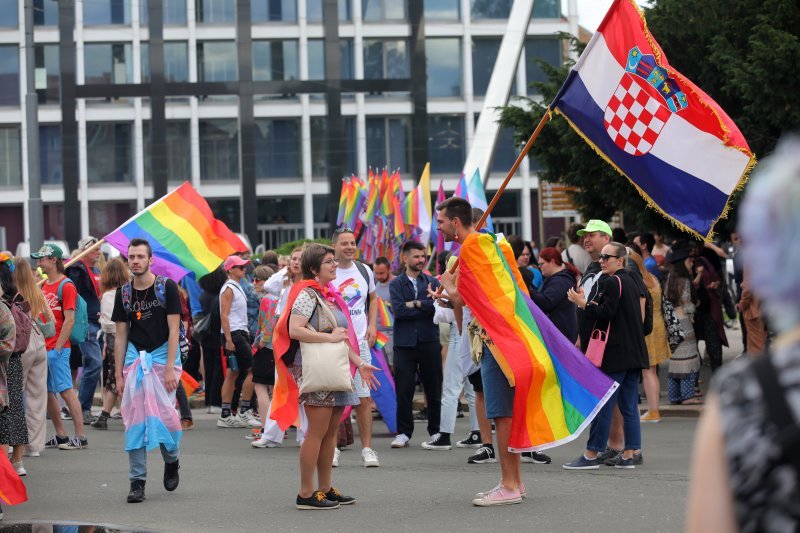 Okupljanje sudionika 23. Zagreb Pridea, središnje nacionalne Povorke ponosa LGBTIQ zajednice