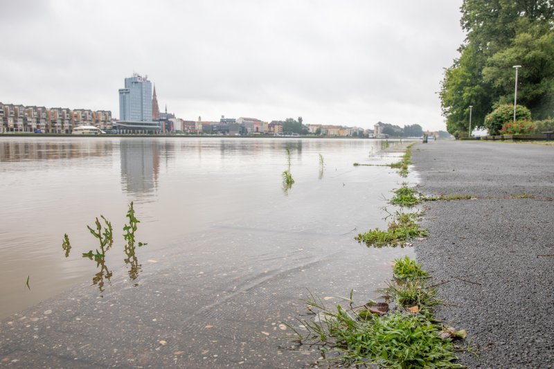 Drava se u Osijeku počela izlijevati na lijevu obalu, ali stanje nije alarmantno.