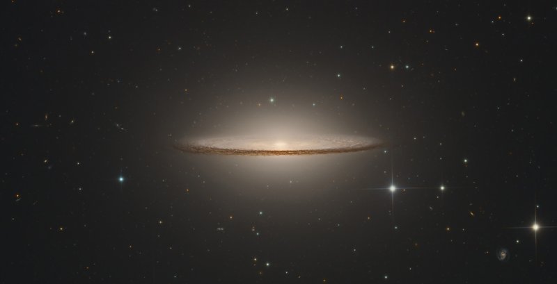 The Inner Dust Lanes of M104 (The Sombrero Galaxy)