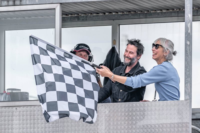 Keanu Reeves i Alexandra Grant