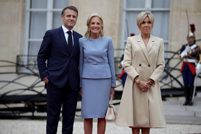 Emmanuel i Brigitte Macron i Jill Biden