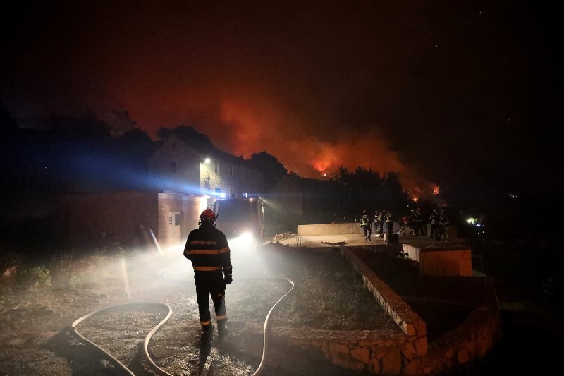 Požar kod Tučepa