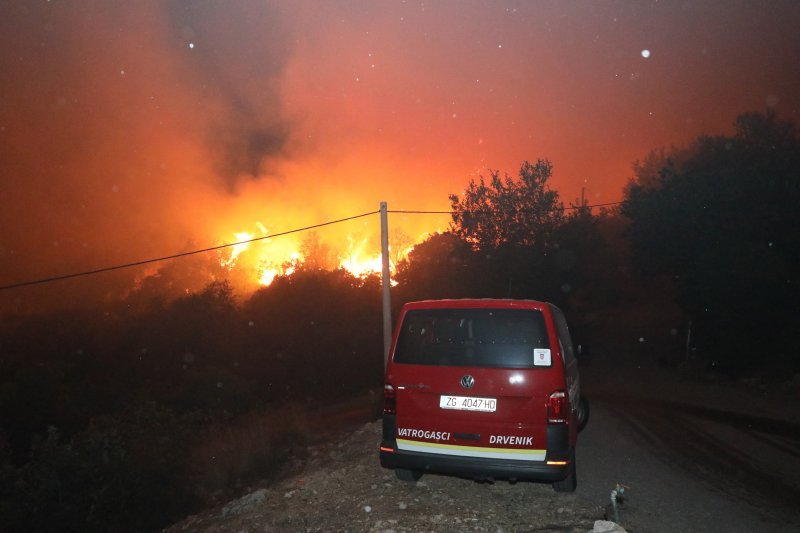 Požar kod Tučepa