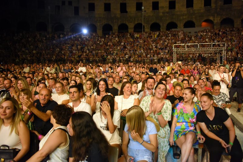 Doris Dragović napunila pulsku Arenu