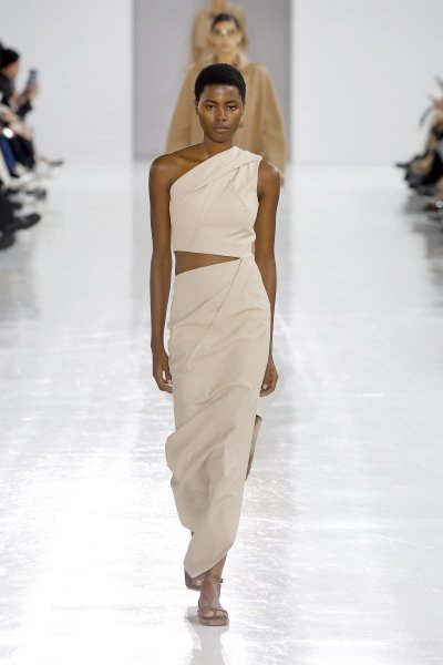 Max Mara Spring 2025