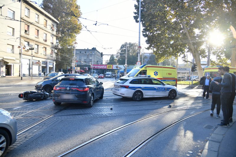 Prometna na križanju Vodnikove ulice i Savske ceste