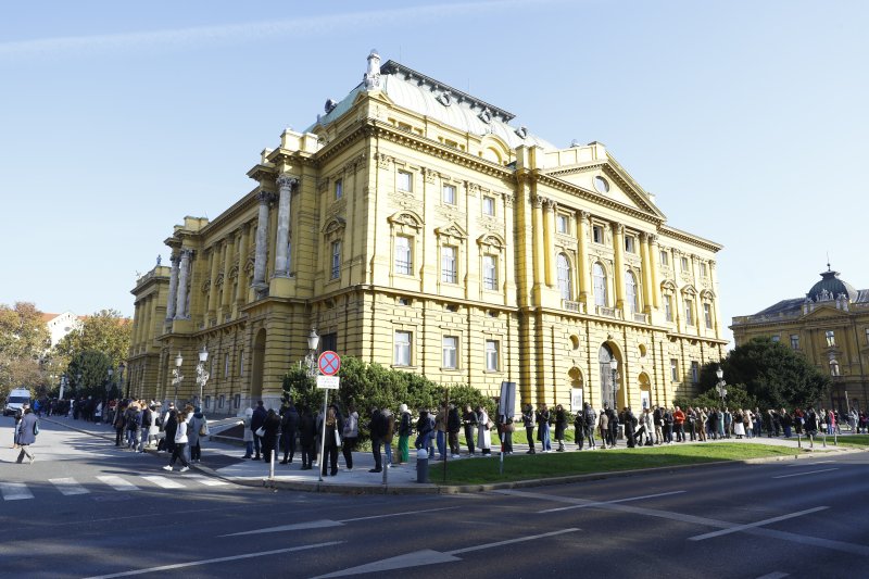 Početak fizičke prodaje ulaznica za balet 'Orašar' u HNK