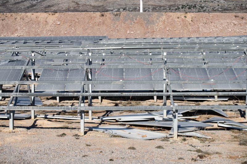 Zaton Obrovački: Bura uništila jednu od najvećih solarnih elektrana u Hrvatskoj