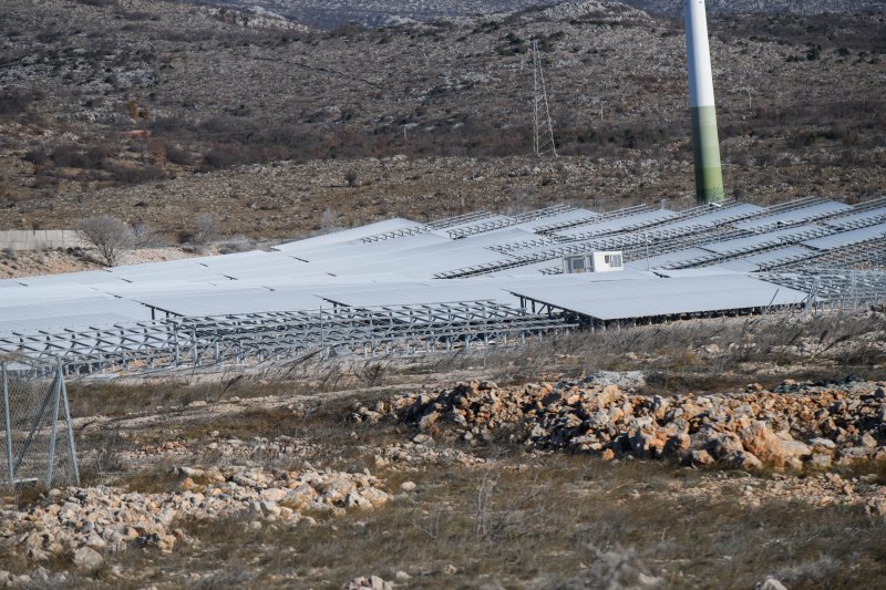 Zaton Obrovački: Bura uništila jednu od najvećih solarnih elektrana u Hrvatskoj