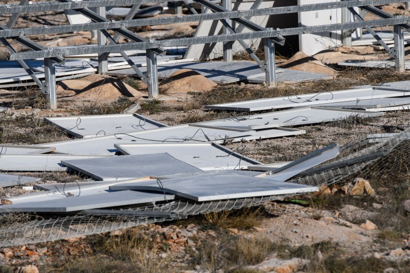 Zaton Obrovački: Bura uništila jednu od najvećih solarnih elektrana u Hrvatskoj