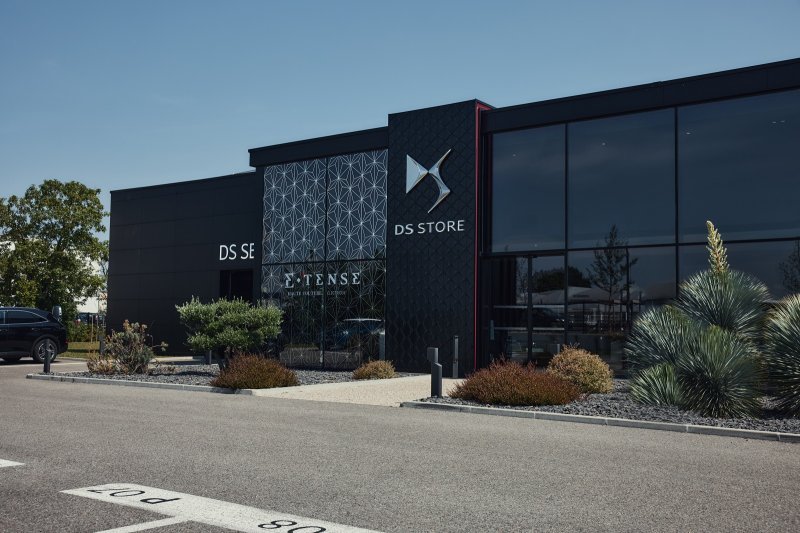 DS Store Valence