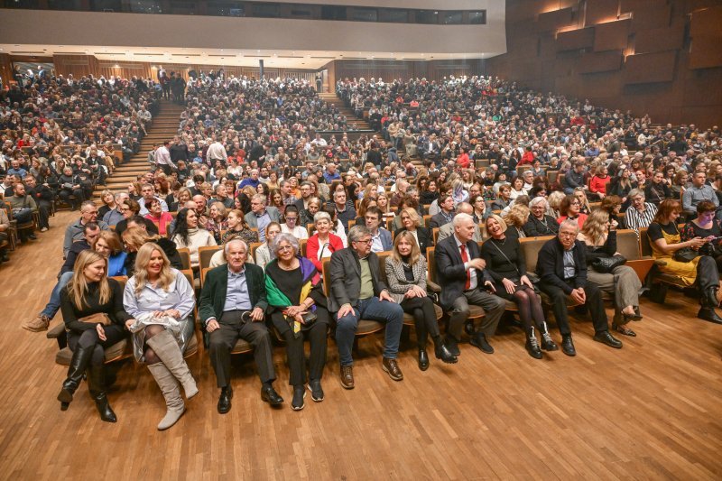 Ivo Josipović na koncertu Amire Medunjanin