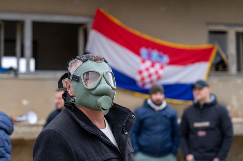 U Gospiću održan prosvjed zbog odlaganja opasnog otpada