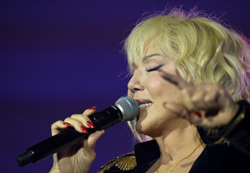 Lepa Brena: Koncert u zagrebačkoj Areni