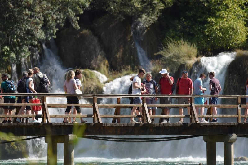 Skradin: Uživanje pod slapovima Krke